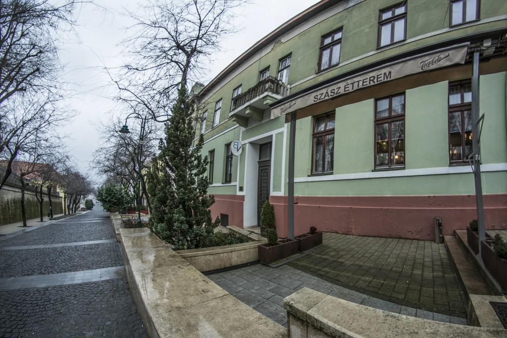 Hotel Belvárosi Vendégház Szekszárd Esterno foto