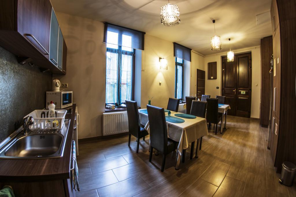 Hotel Belvárosi Vendégház Szekszárd Esterno foto